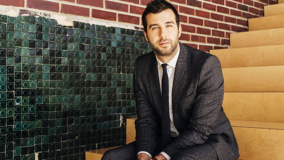 Иван Ургант фотосессия