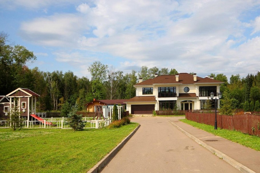 Поселок Подушкино Московская область дом Леонида Ярмольника