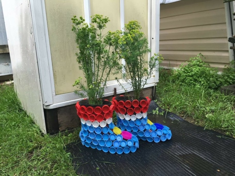 Необычные клумбы на даче