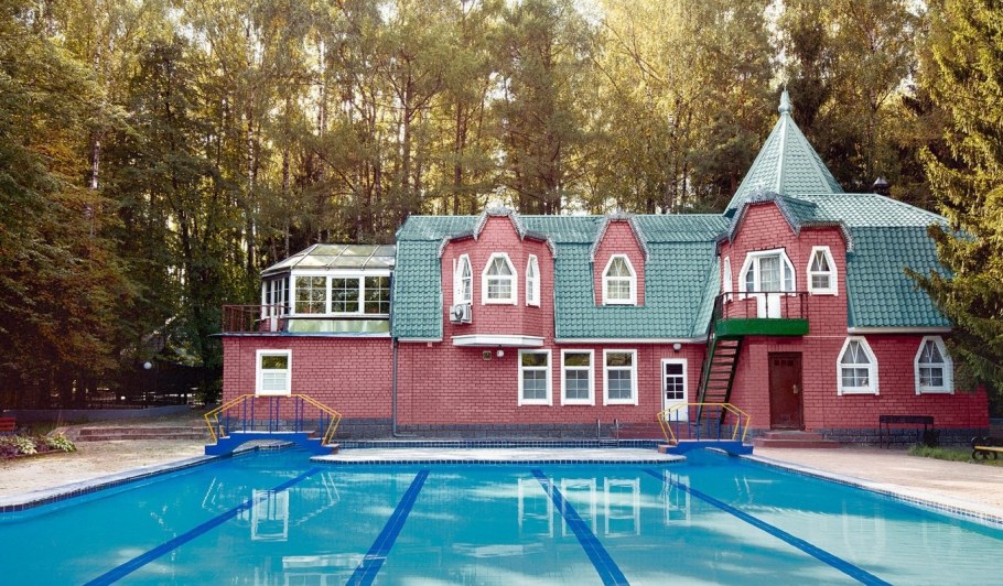 Бассейн Нептун Семеновская