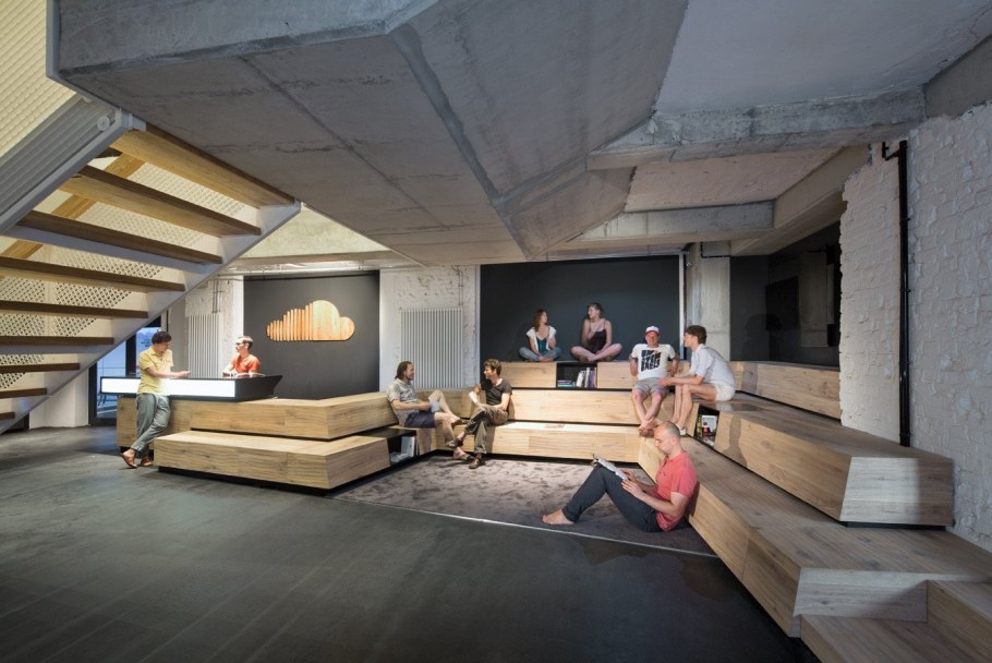 Современное пространство