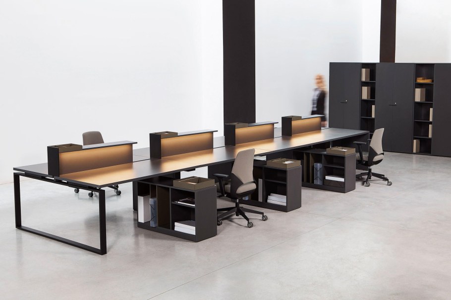 Стол для офиса лофт