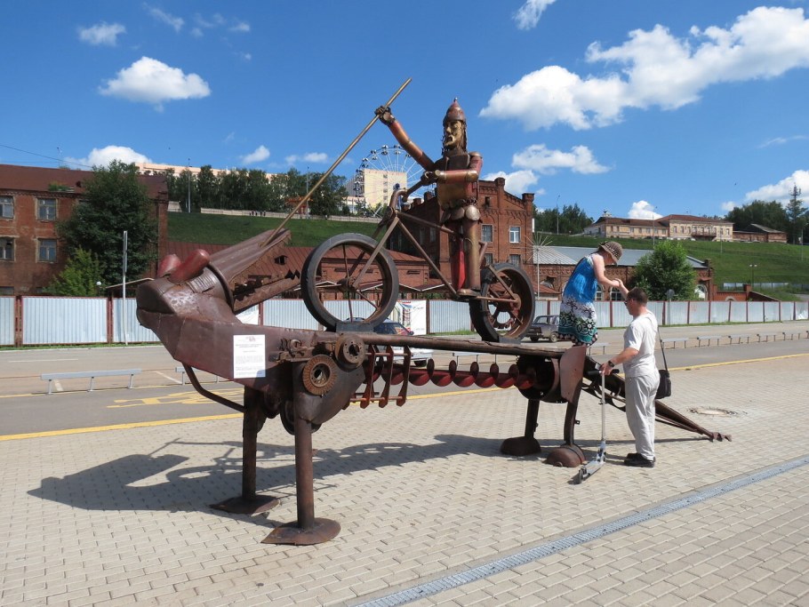 Зеркальные арт объекты в Москве