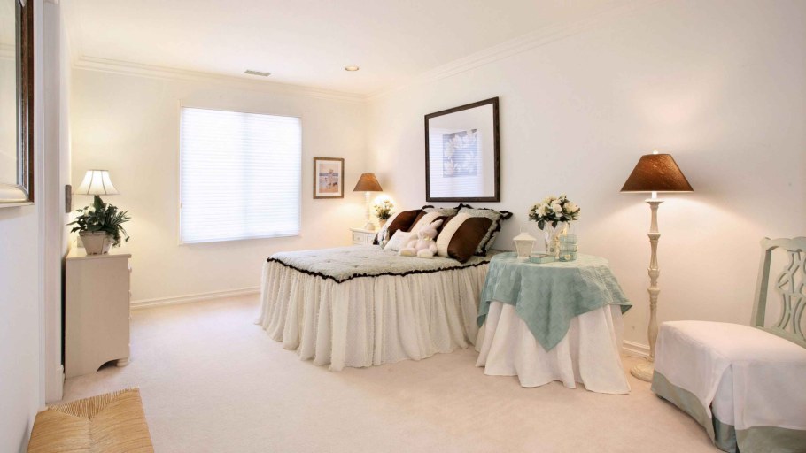 Акцентная стена в спальне