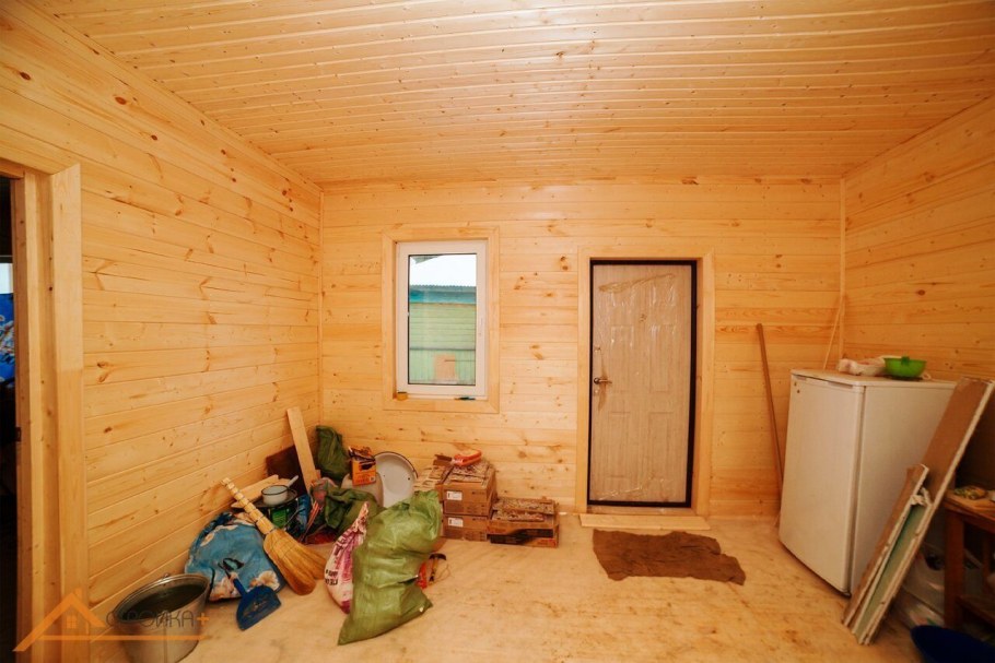 Внутренняя отделка дома в деревне