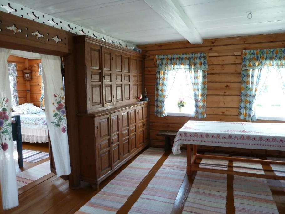 Дачный домик изнутри