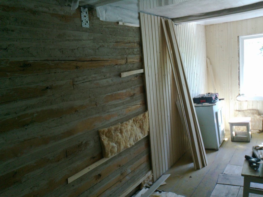 Интерьеры деревенских деревянных домов