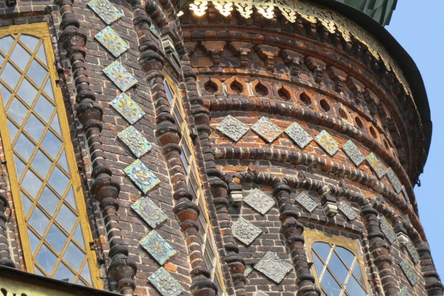 Храм Иоанна Предтечи в Ярославле изразцы