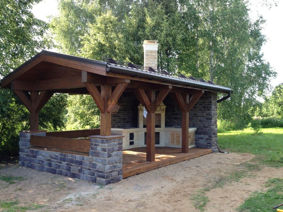 Каменные беседки с барбекю
