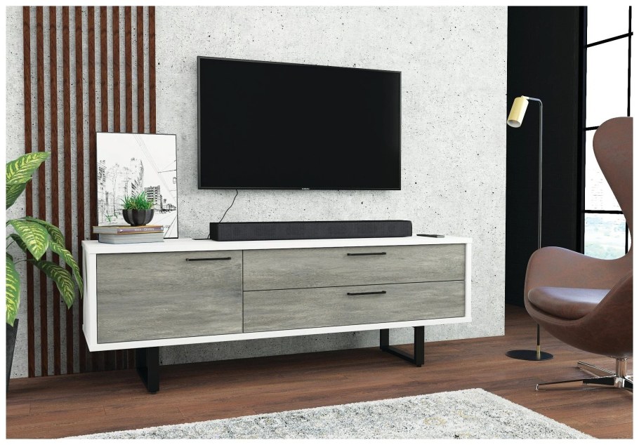 Полка настенная Домино ШХГХВ 120х20x55 дубсанома белый