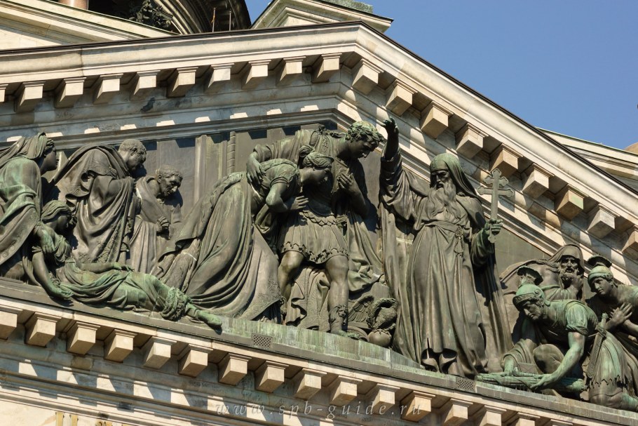 Исаакиевский собор фронтон