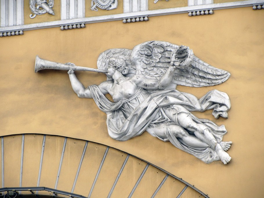 Скульптуры Адмиралтейства в Санкт-Петербурге