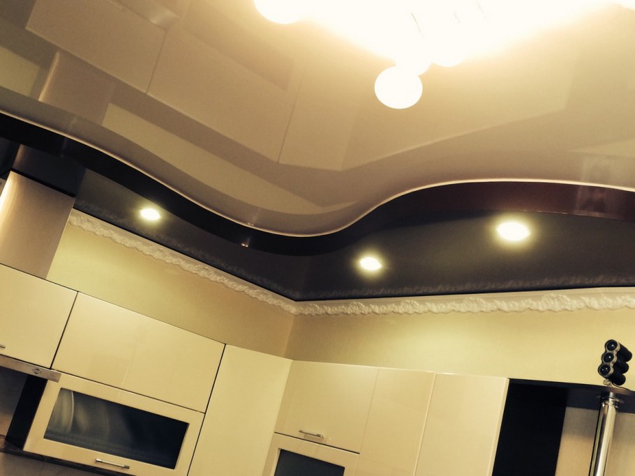 Двухуровневый потолок волна