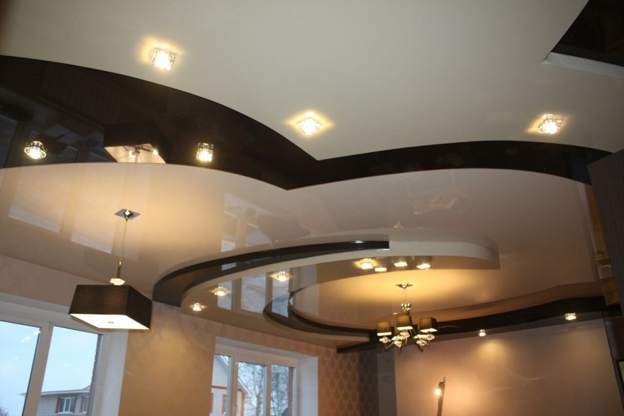 Натяжные потолки черно белые