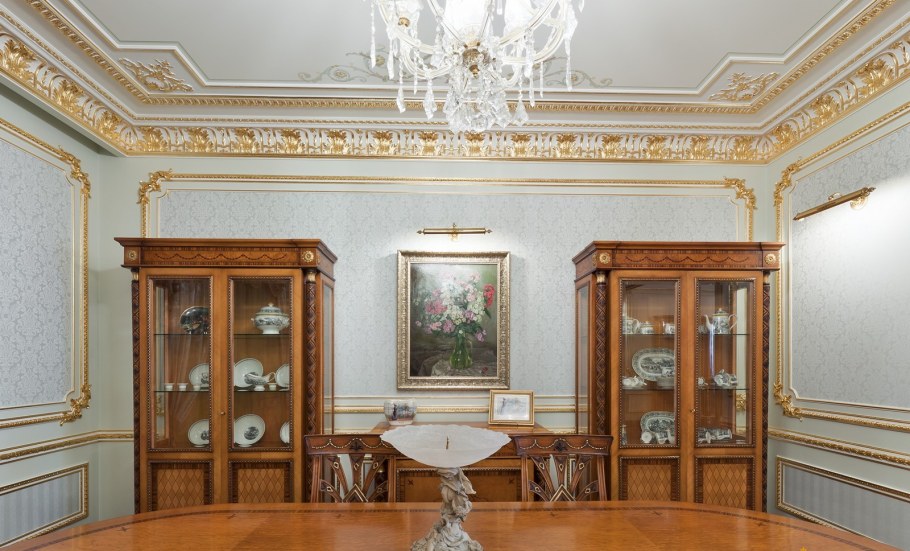 Лепнина декор гипс и золото