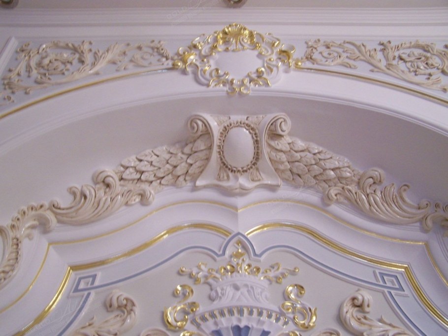 Дворцовый стиль в интерьере