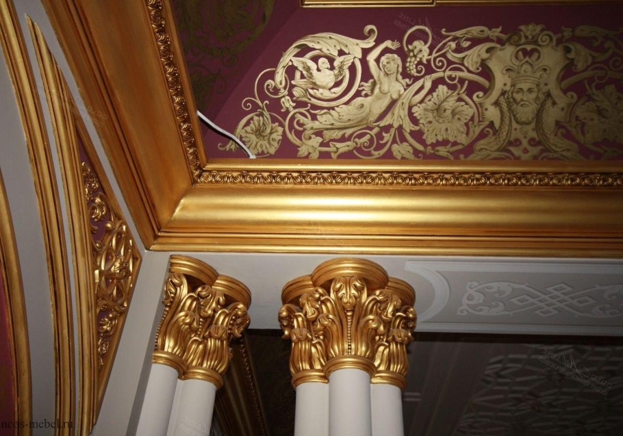 Фасады из сусального золота