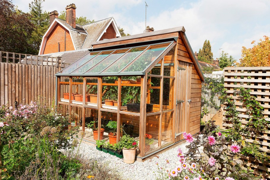 Теплица на участке