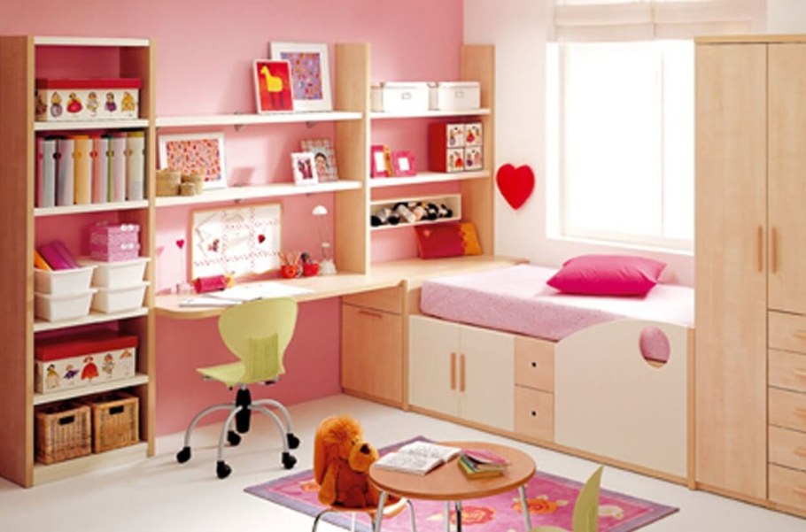 Дизайнерская детская мебель для девочки