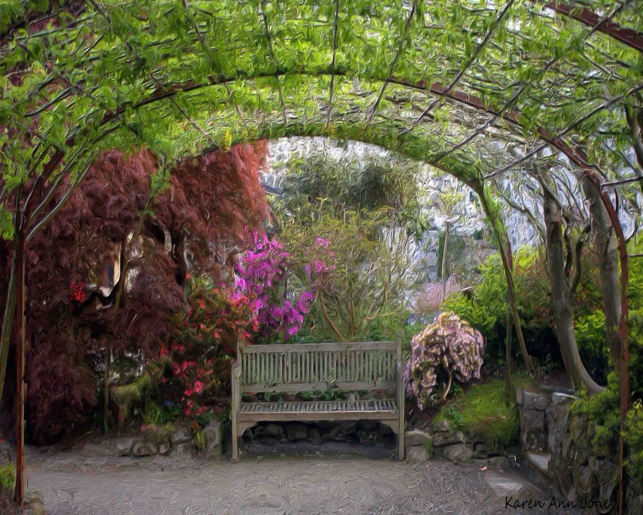 Беседка увитая плющом