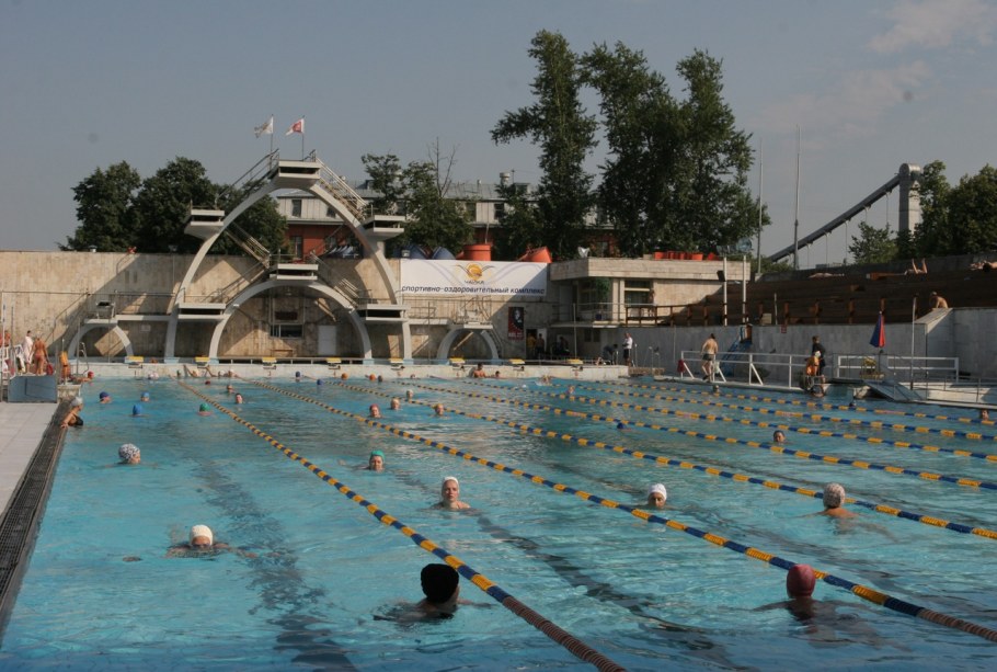 Парк легенд Москва бассейн