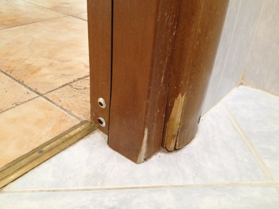 Алюминиевый порог входной двери 100х100