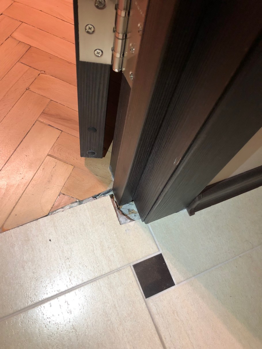 Входная дверь без порога