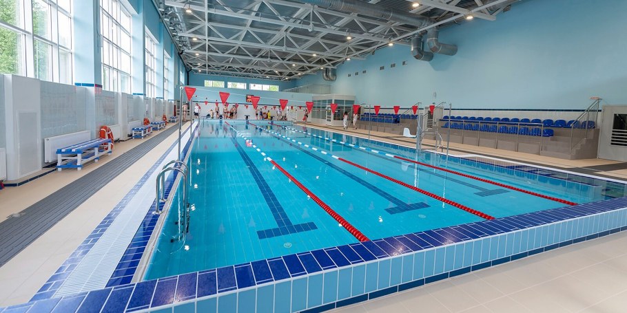 Открытый бассейн горячий ключ