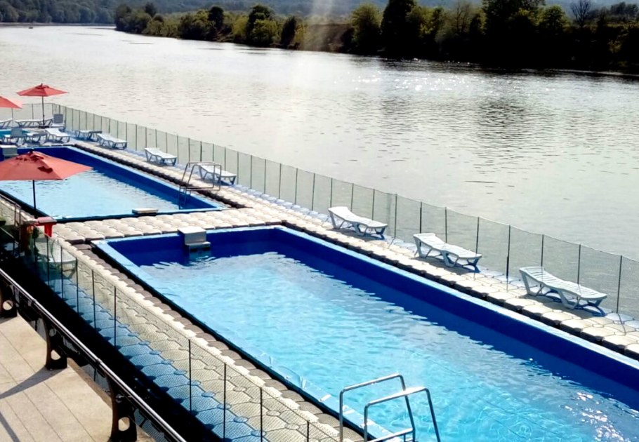 The Баssейн в парке Сокольники