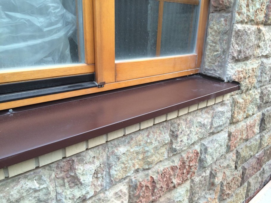 Водоотливная планка Rehau