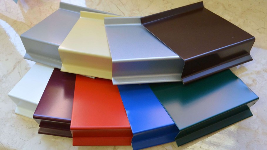 Отлив цокольный металлический