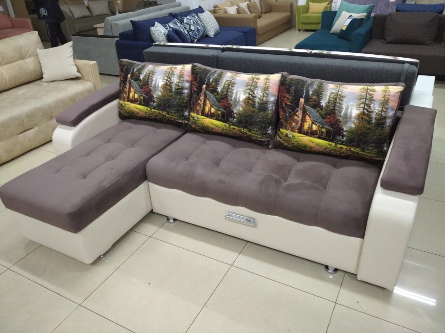 Диванчик для музея