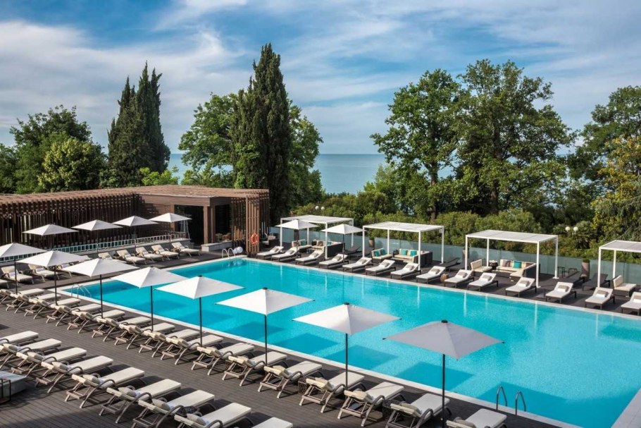 Хаятт Ридженси Сочи бассейн