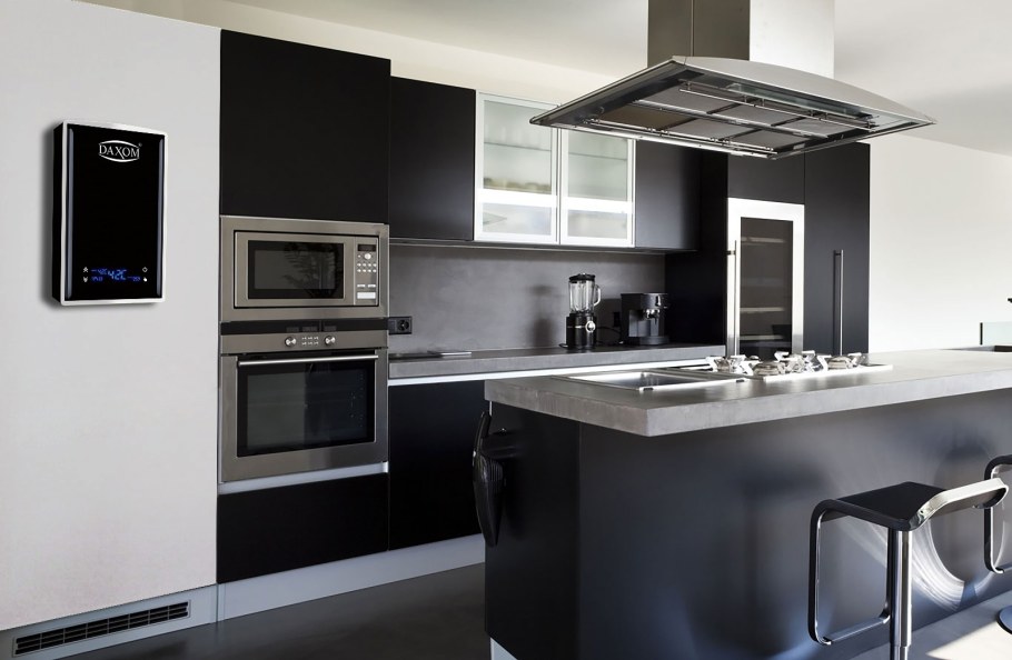 Кухонный гарнитур со встроенной техникой