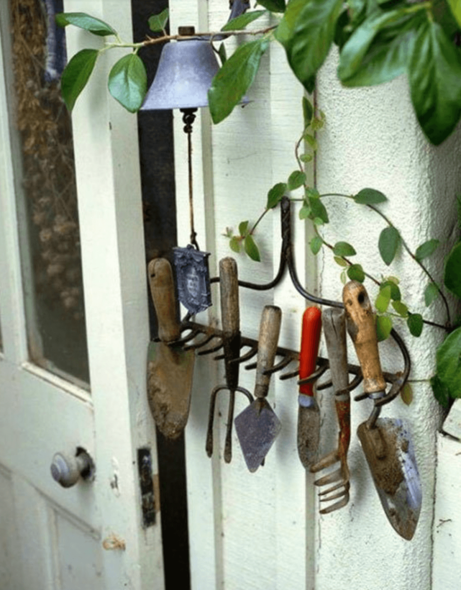 Необычные приспособления для дачи