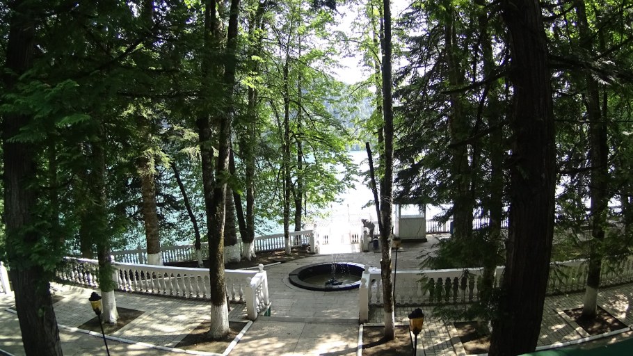 Катер Сталина Рица