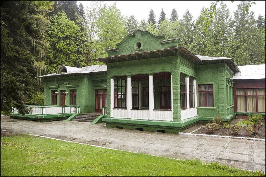 Резиденция Сталина в Абхазии