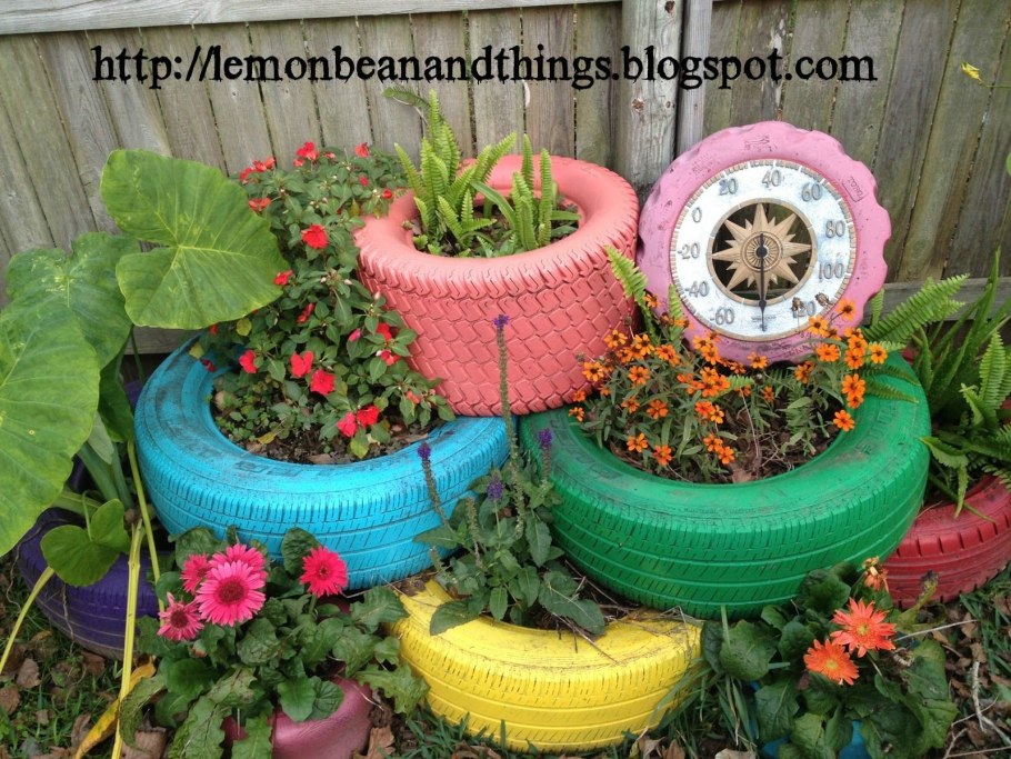 Необычные клумбы из покрышек