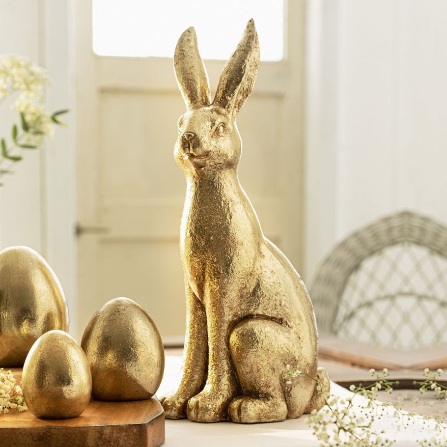 Фигурка декоративная "заяц"