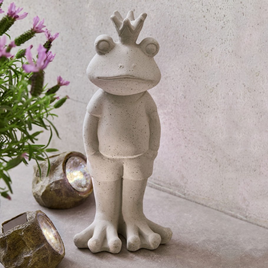 Фигурки из цемента для сада