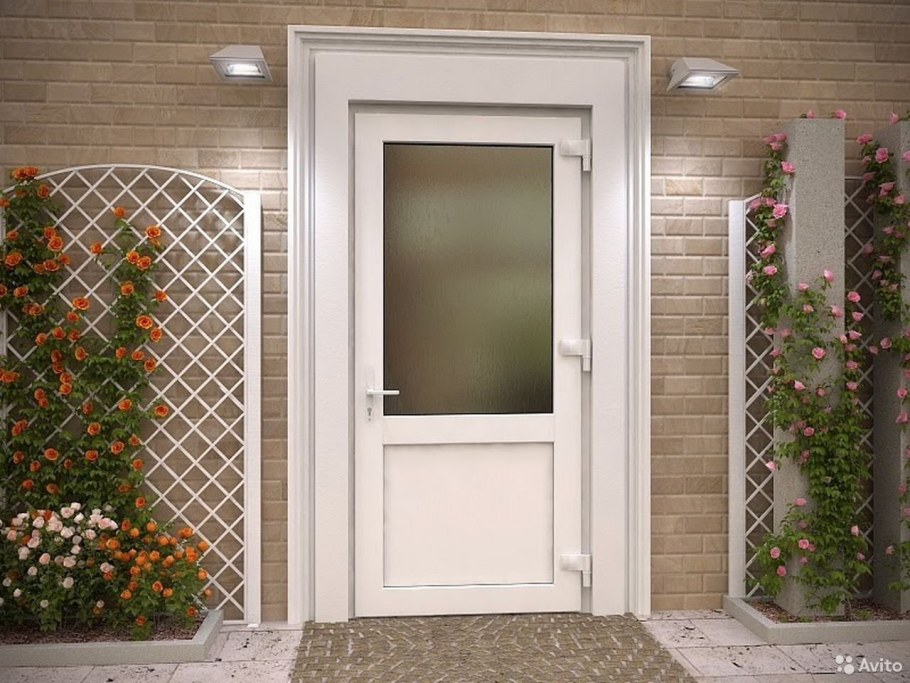 Пластиковые двери