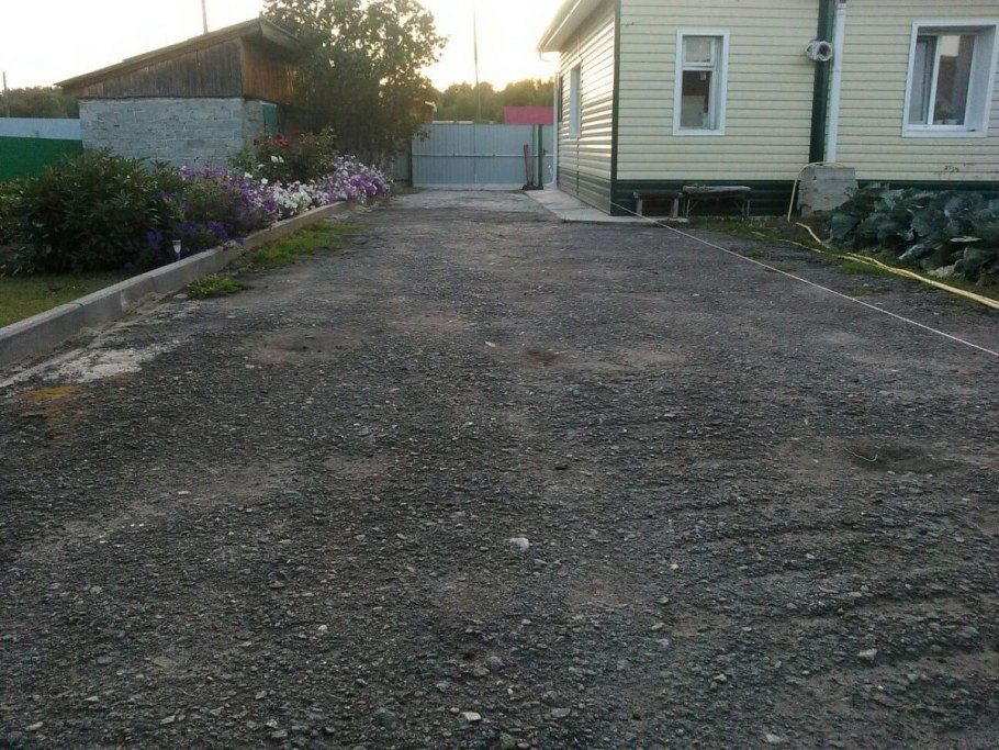 Укладка асфальтовой крошки