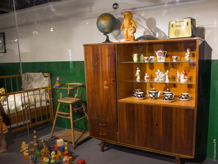 Советский интерьер