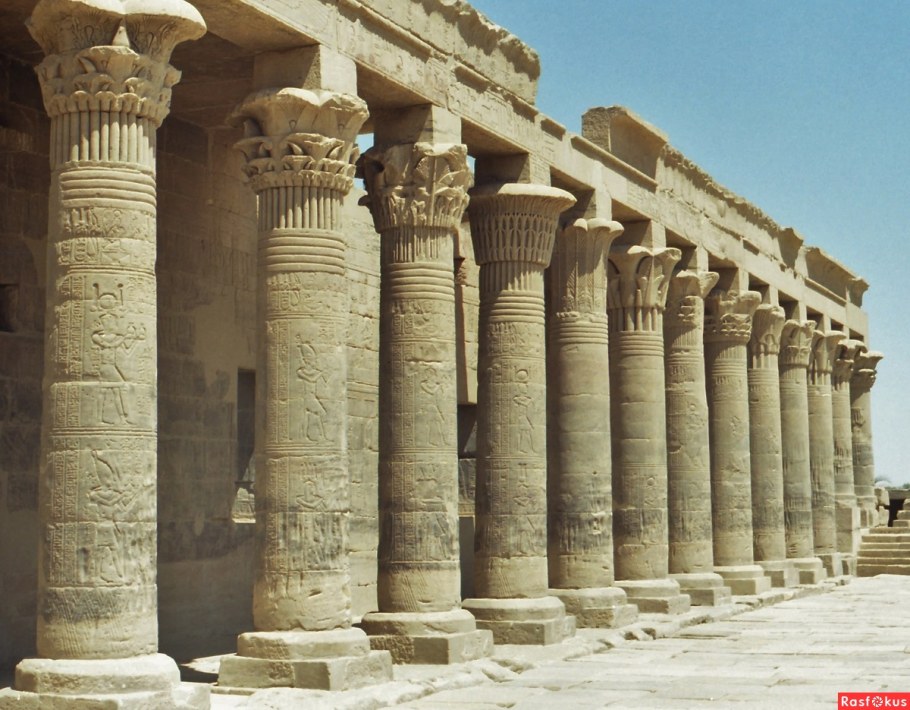 Колоннада Египет