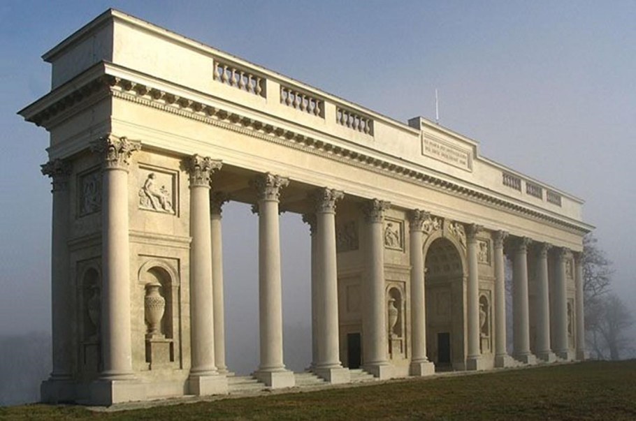 Тосканская колоннада