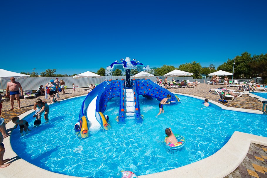 Термальный открытый бассейн Шерегеш