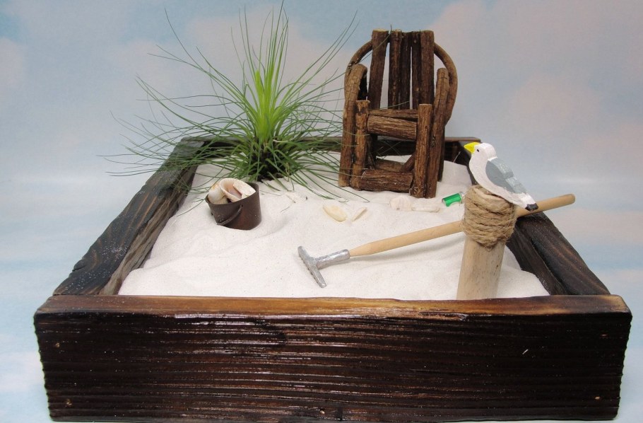 Японский сад камней сад дзен с совой