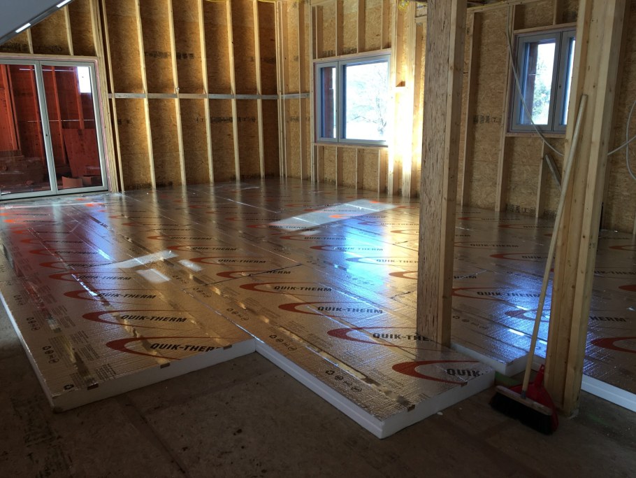 Пол в деревянном доме