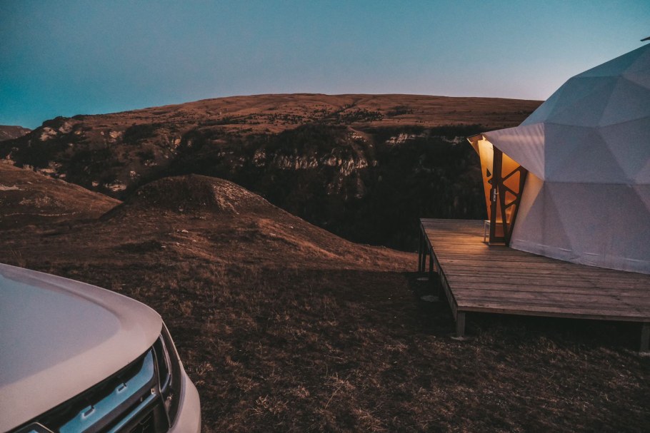 Глэмпинг на Кольском полуострове