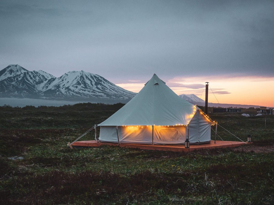 Глэмпинг «re:Active Camp»